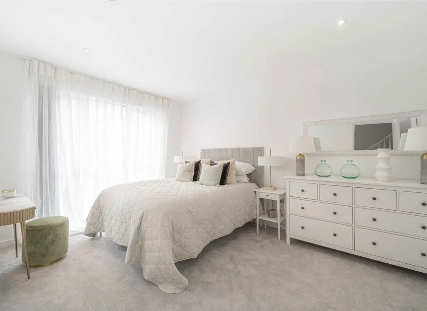 Reynard Way, Brentford, TW8, photo 5