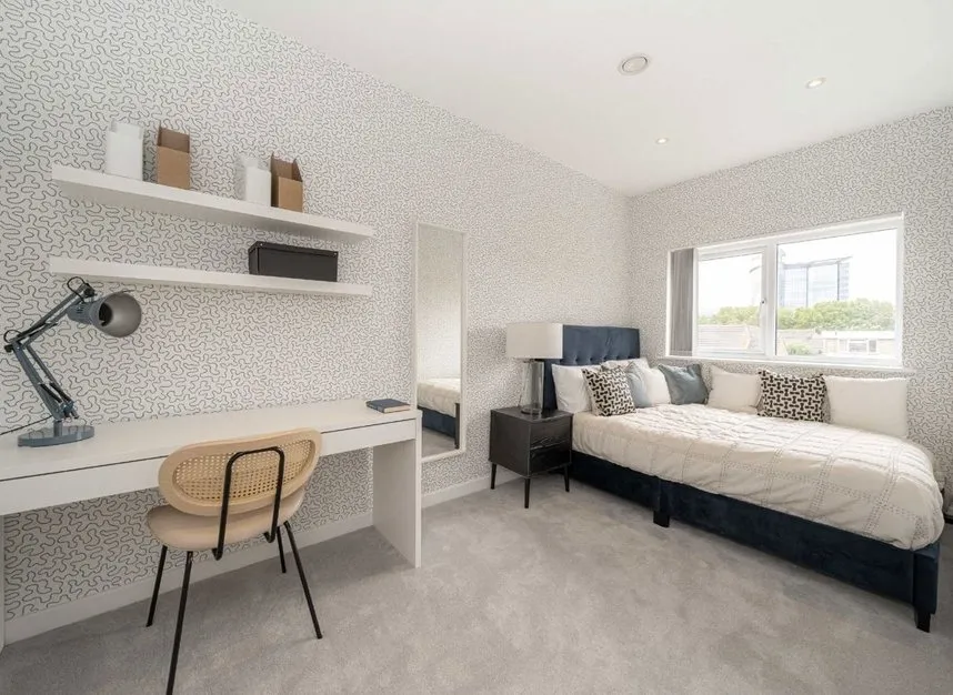 Reynard Way, Brentford, TW8, photo 7