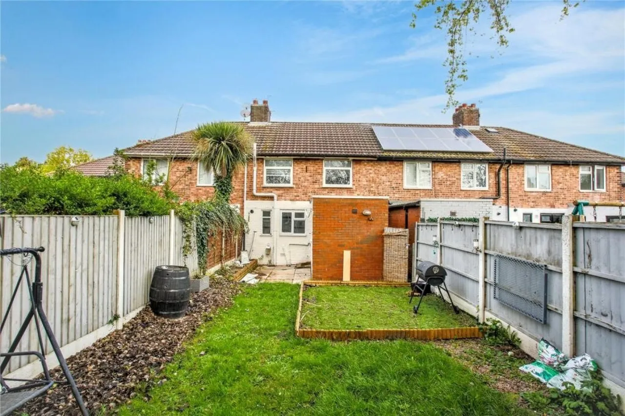 Shortwood Road, Dovecot, Liverpool, photo 12