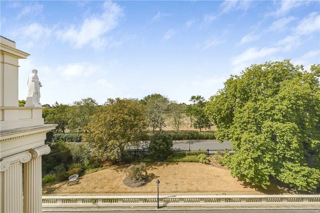 Cumberland Terrace, Regents Park, NW1, photo 12