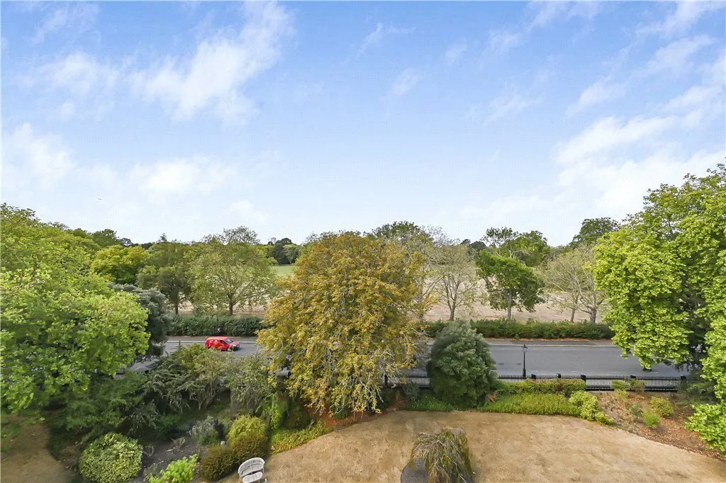 Cumberland Terrace, Regents Park, NW1, photo 13
