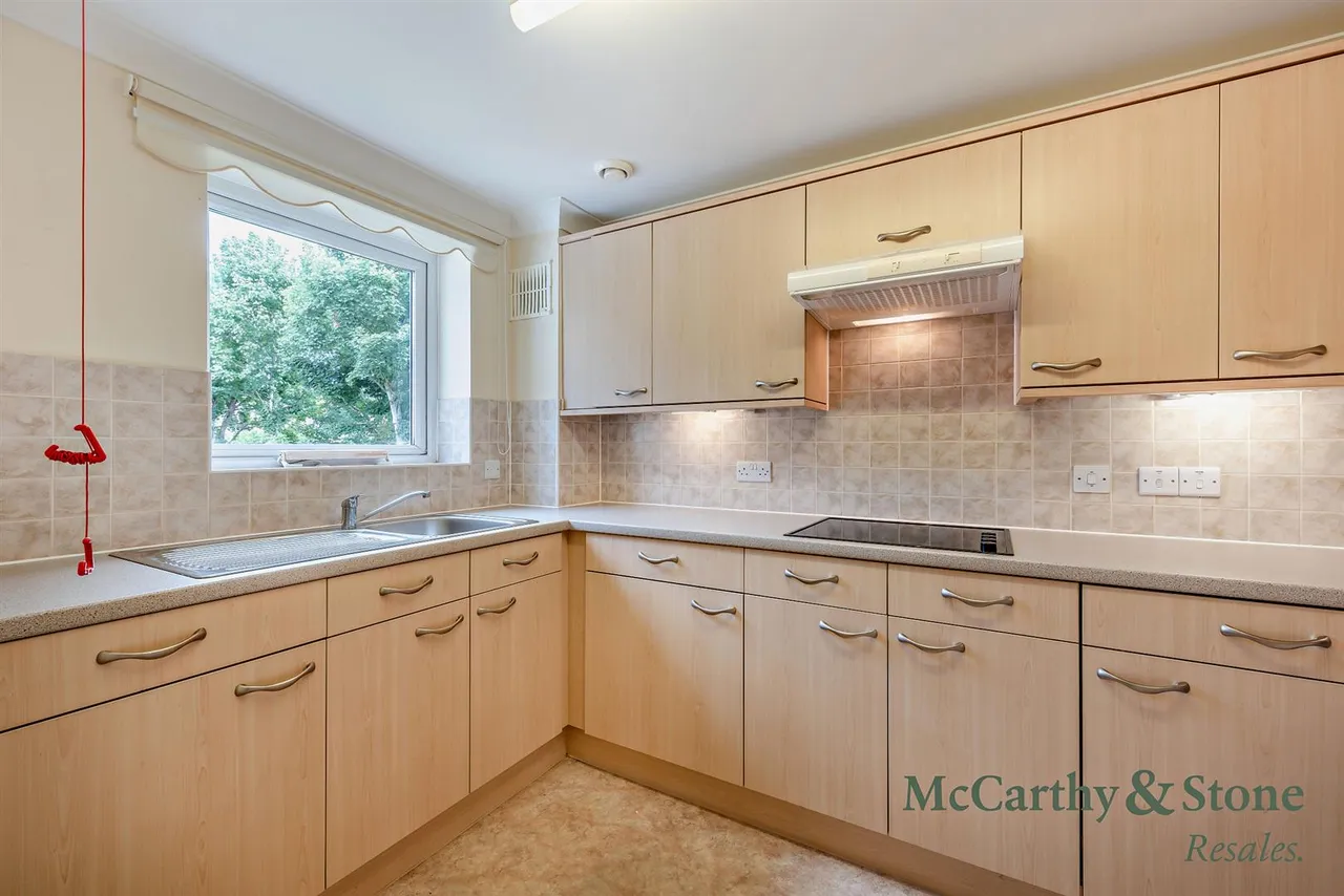 Grange Road, Uckfield, TN22, photo 6