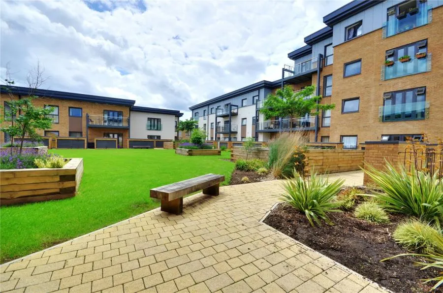 Wintergreen Boulevard, West Drayton, UB7, photo 10