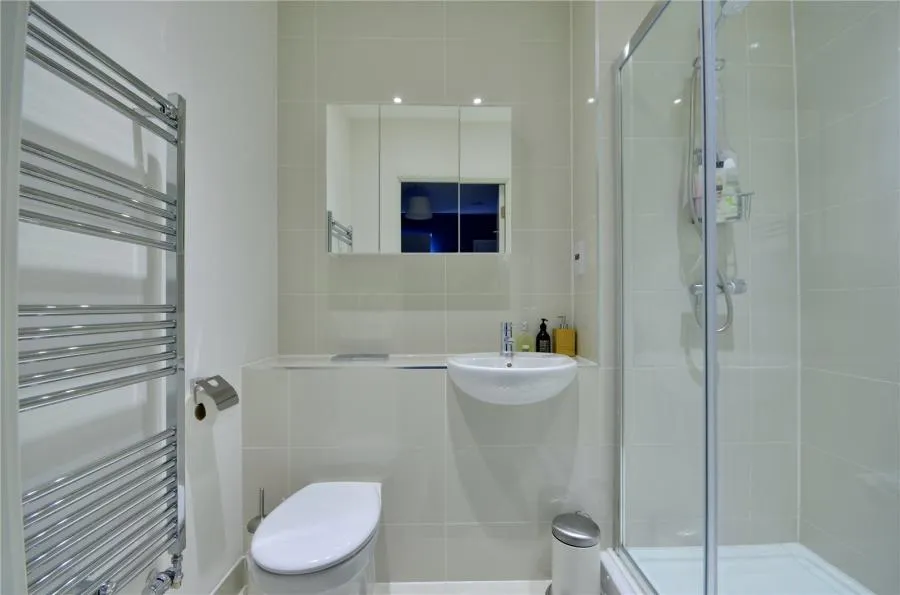 Wintergreen Boulevard, West Drayton, UB7, photo 8