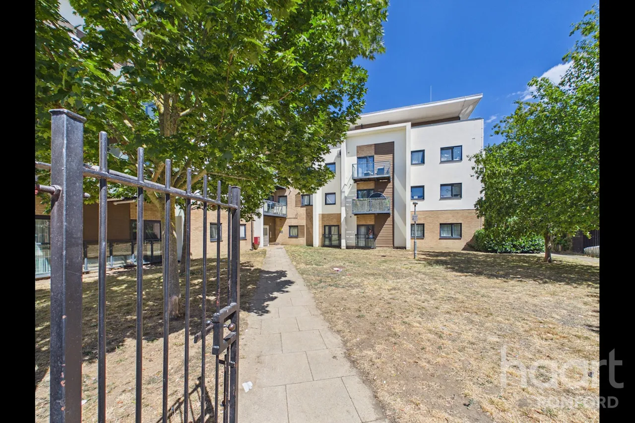 Spring Gardens, Romford, RM7, photo 18