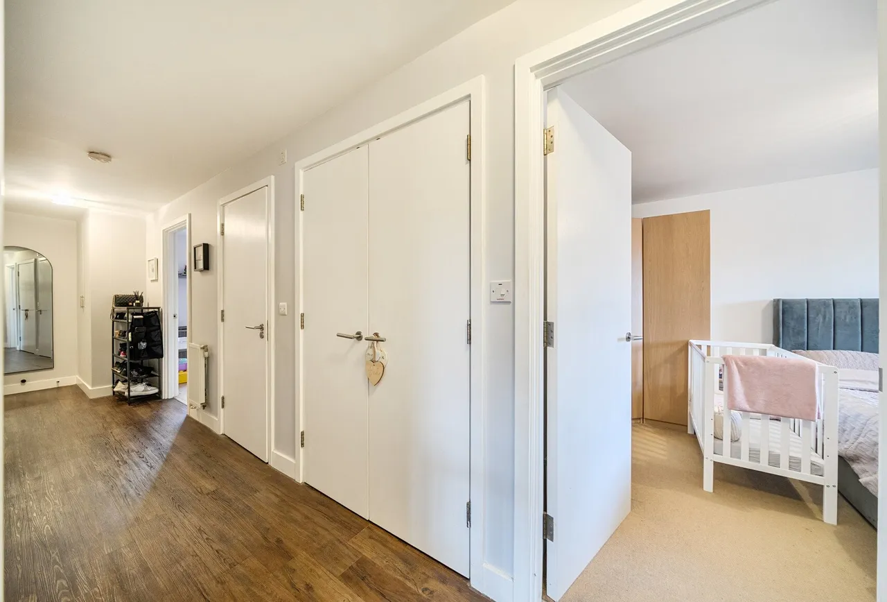 Baywillow Avenue, Carshalton, SM5 2AX, photo 10