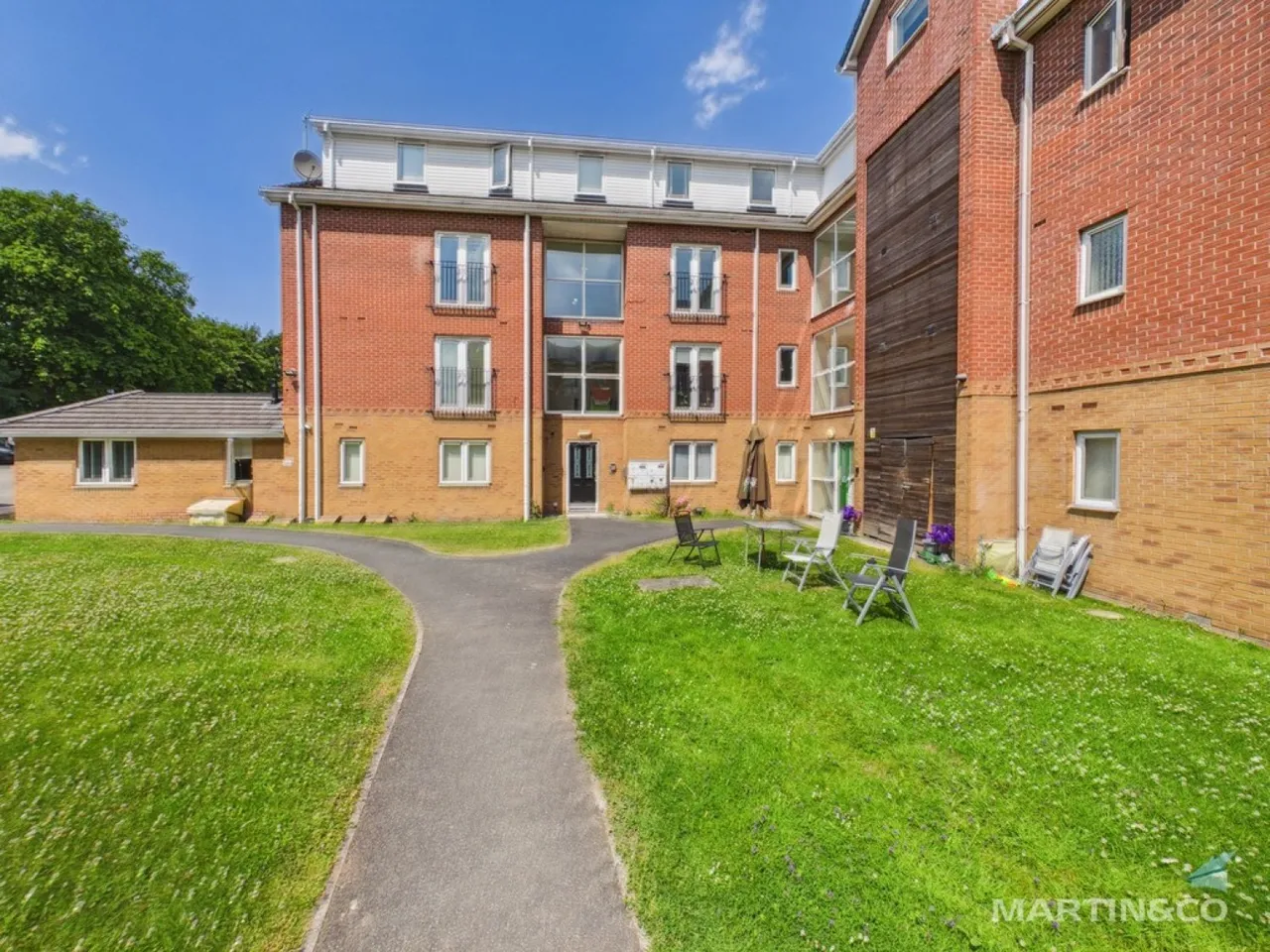 Apartment 26 The Grange, Old Chester Road, photo 2