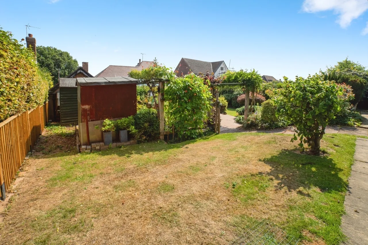 Lindhurst Lane, Mansfield, Nottinghamshire, NG18, photo 12
