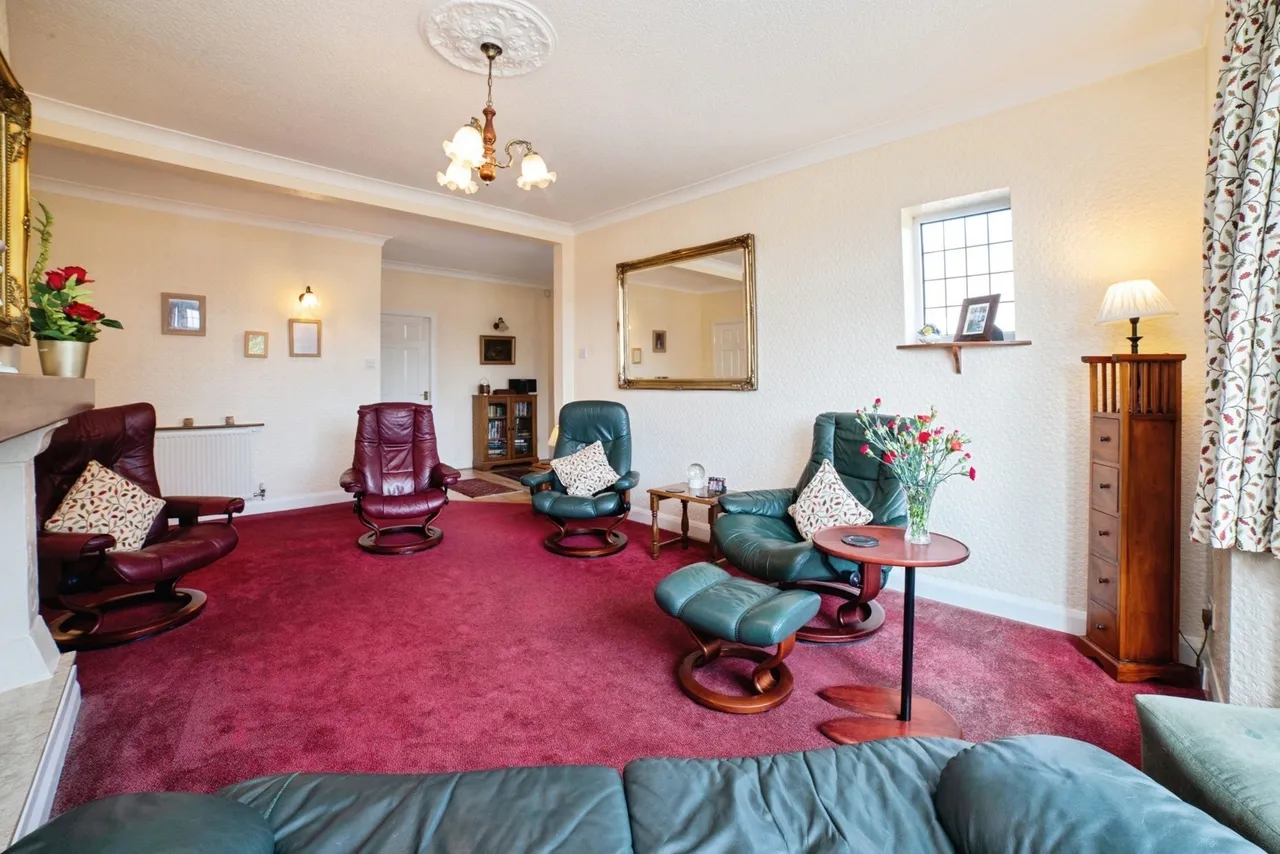 Lindhurst Lane, Mansfield, Nottinghamshire, NG18, photo 24
