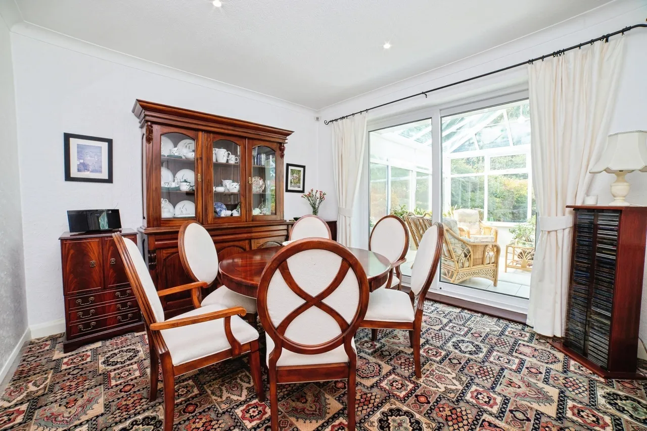 Lindhurst Lane, Mansfield, Nottinghamshire, NG18, photo 32
