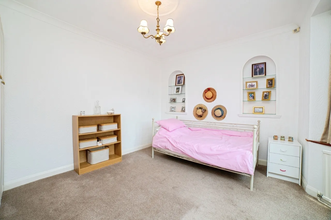 Lindhurst Lane, Mansfield, Nottinghamshire, NG18, photo 22