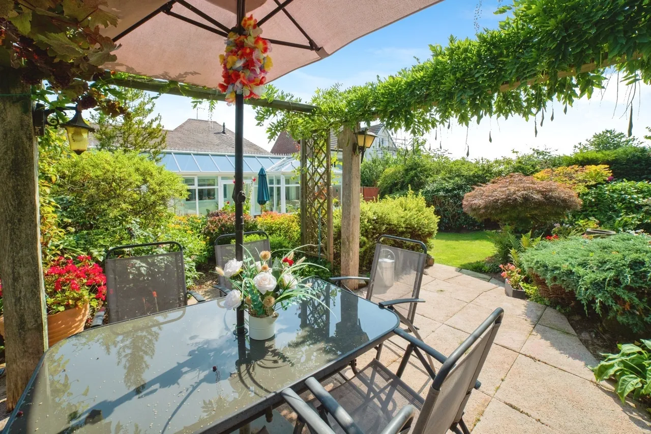 Lindhurst Lane, Mansfield, Nottinghamshire, NG18, photo 13