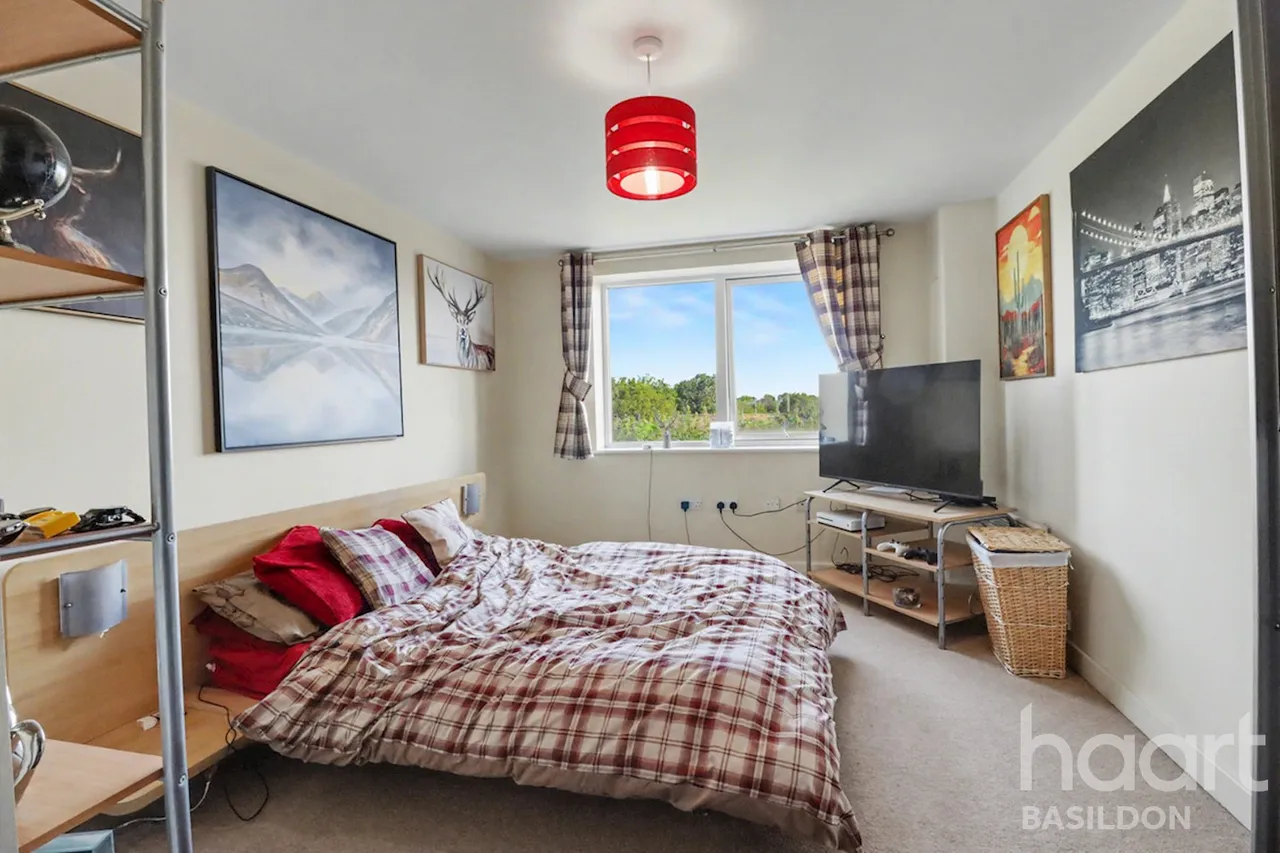 Station Lane, Basildon, SS13, photo 4