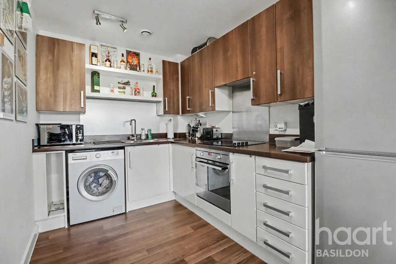 Station Lane, Basildon, SS13, photo 6