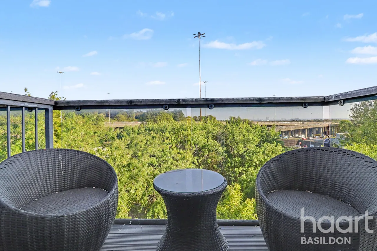 Station Lane, Basildon, SS13, photo 7