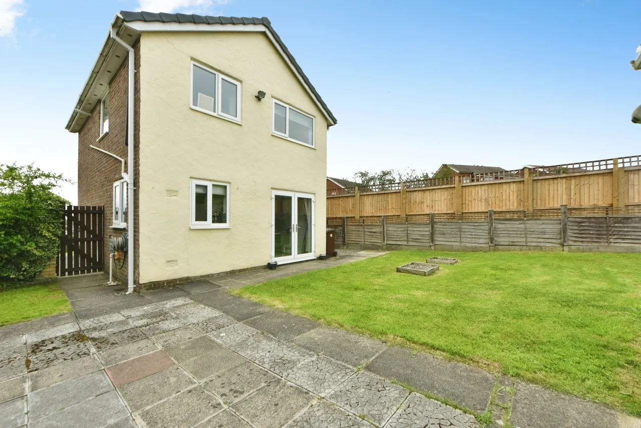 Standenhall Drive, Burnley, Lancashire, BB10, photo 19
