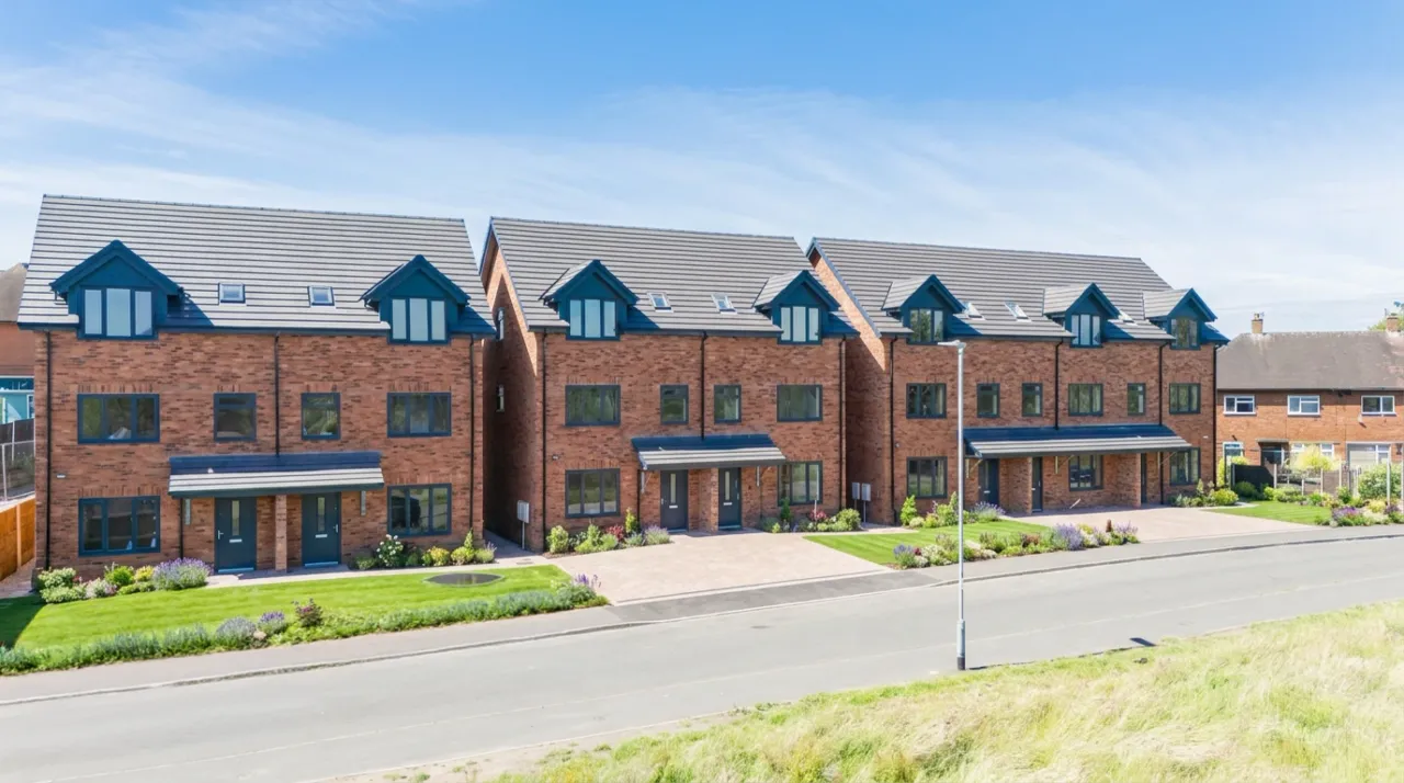 4 bed property for sale, Aylesbury Road, Stoke-on-Trent