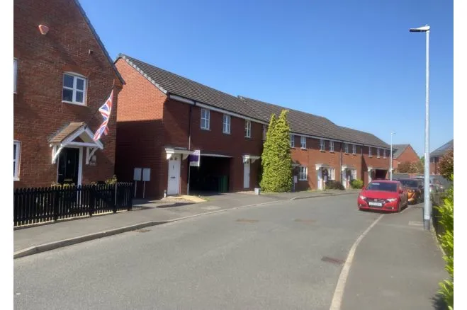 Oakworth Close, Telford, photo 5