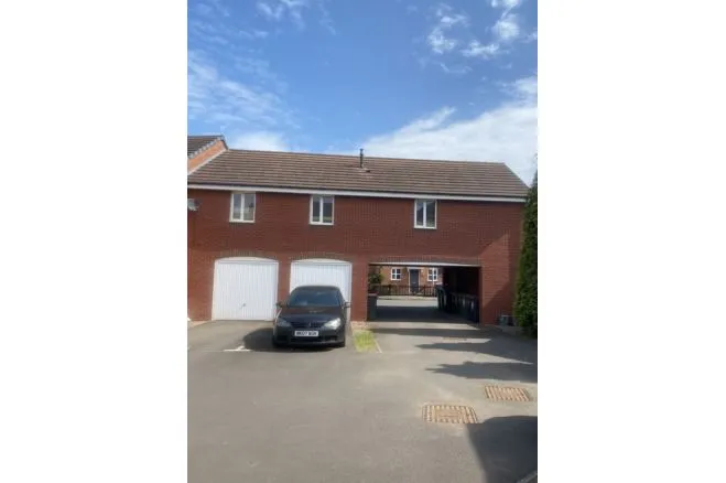 Oakworth Close, Telford, photo 4