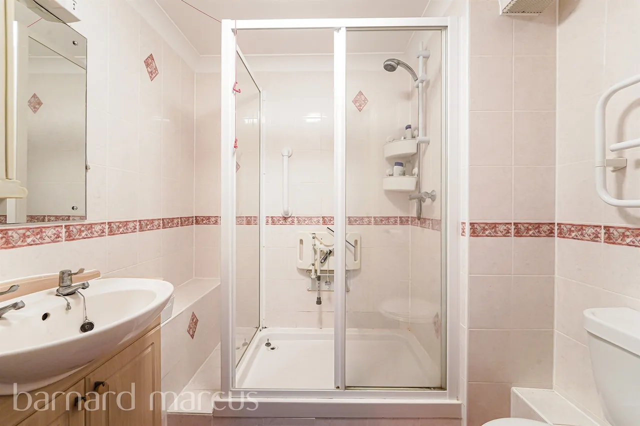 Kingston Road, Epsom, KT19, photo 6