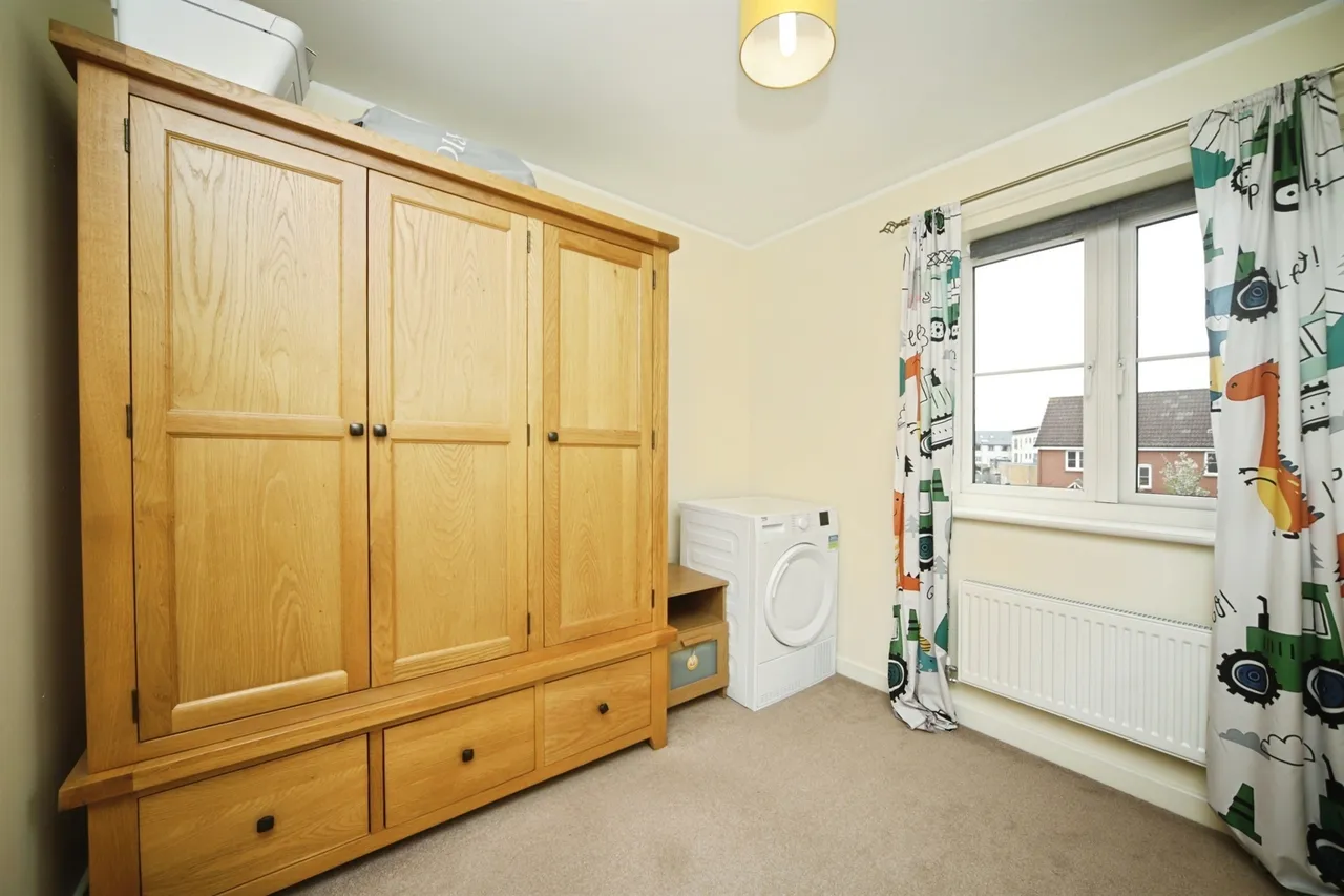 Catalana Way, Bridgwater, TA6, photo 11