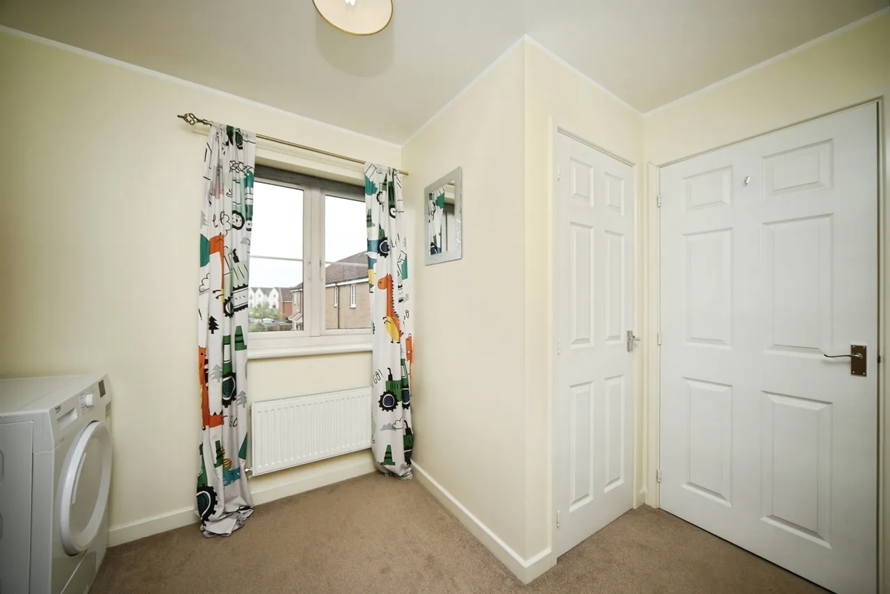 Catalana Way, Bridgwater, TA6, photo 14
