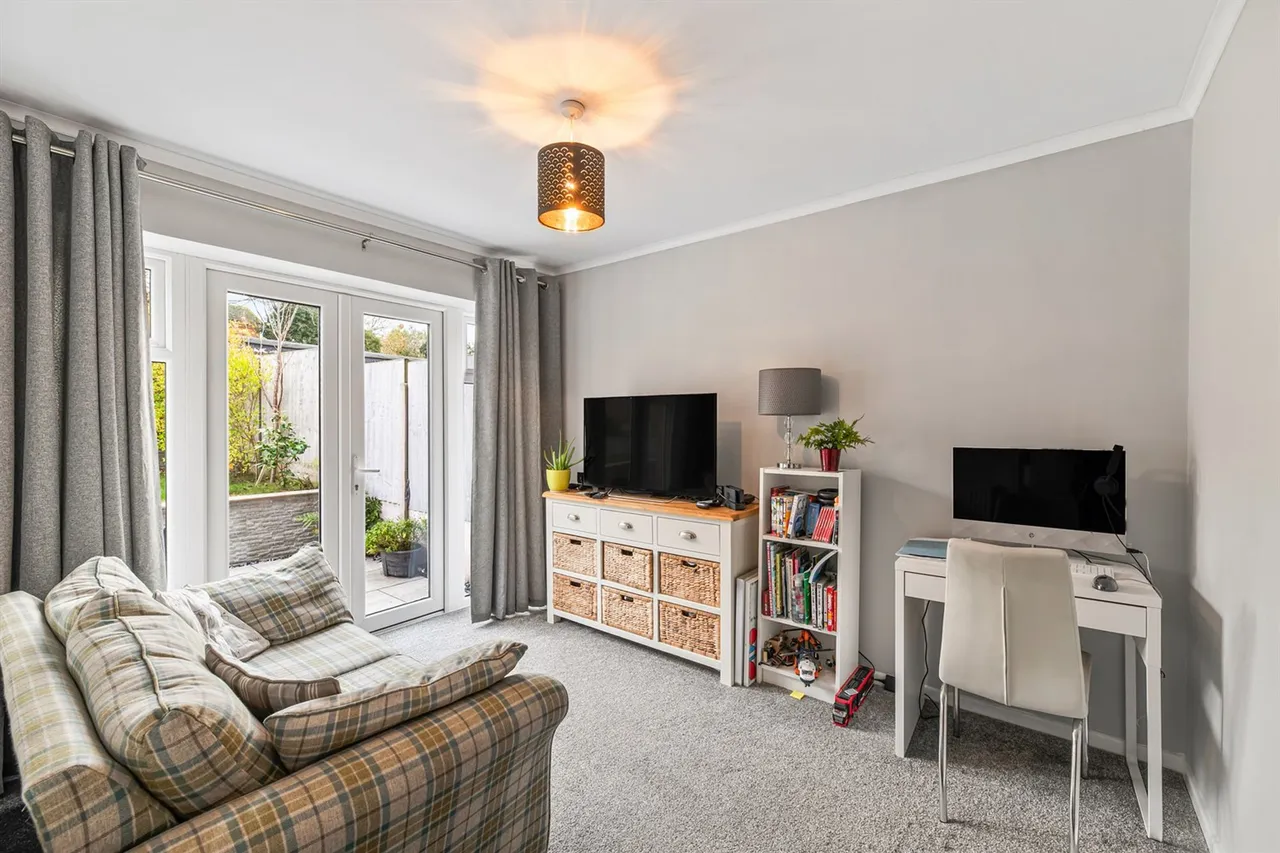 Whitehall Place, Frodsham, photo 5