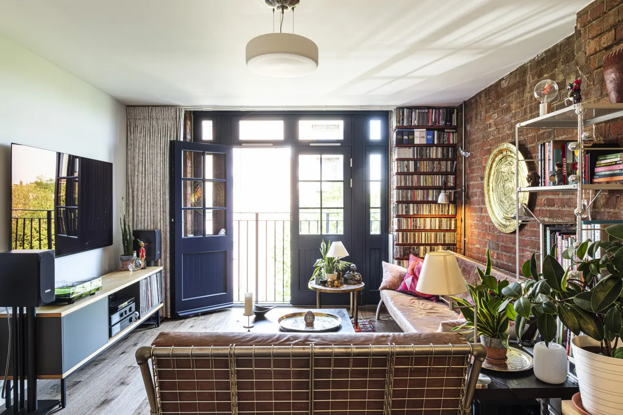 2 bed flat for sale, Falcon Works, Mile End, E3