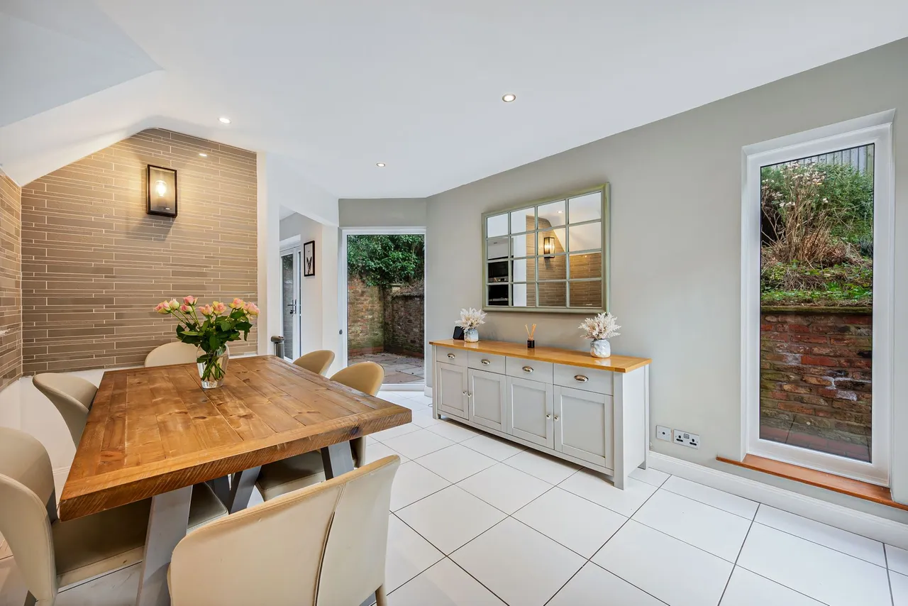Lydiat Lane, Alderley Edge, photo 10