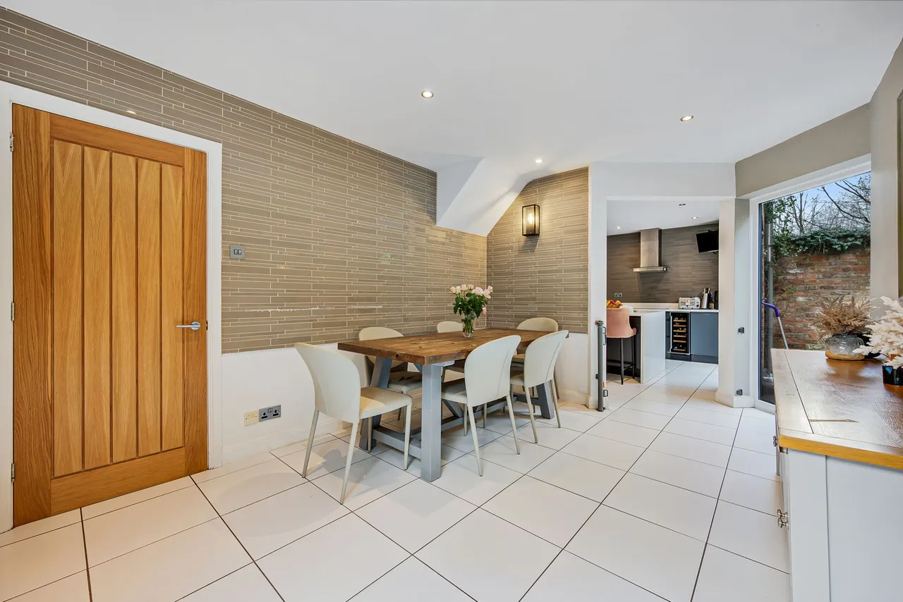 Lydiat Lane, Alderley Edge, photo 11