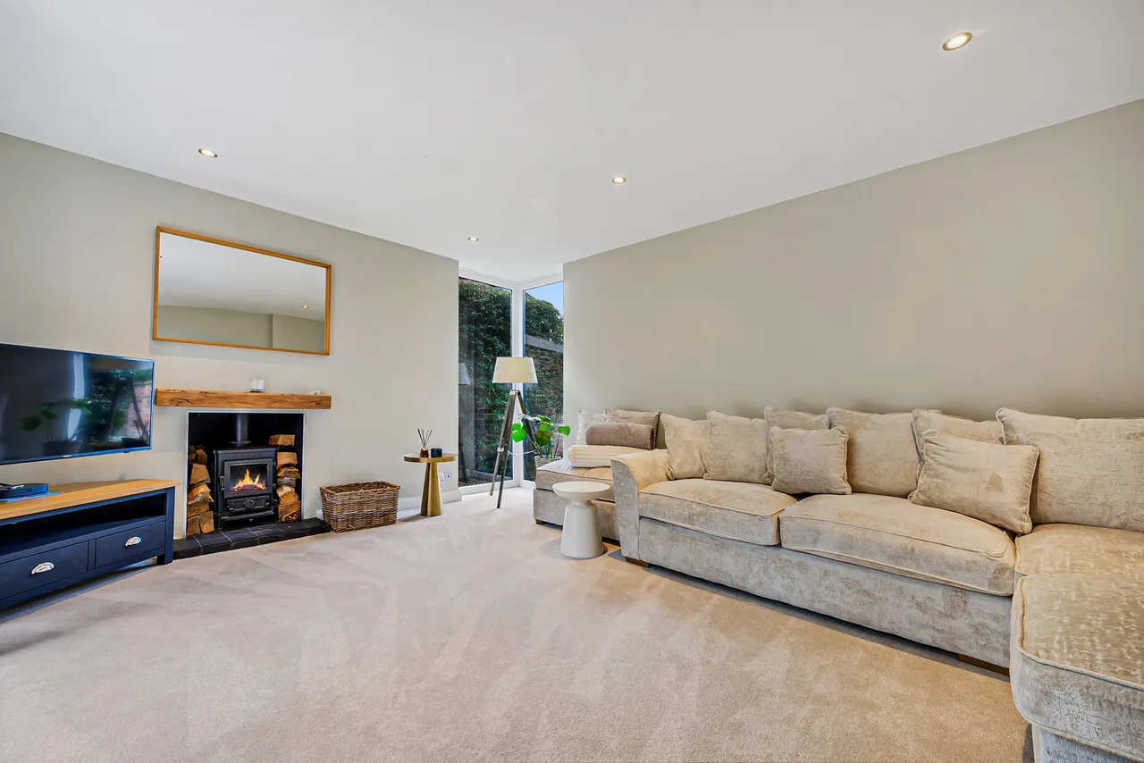 Lydiat Lane, Alderley Edge, photo 9