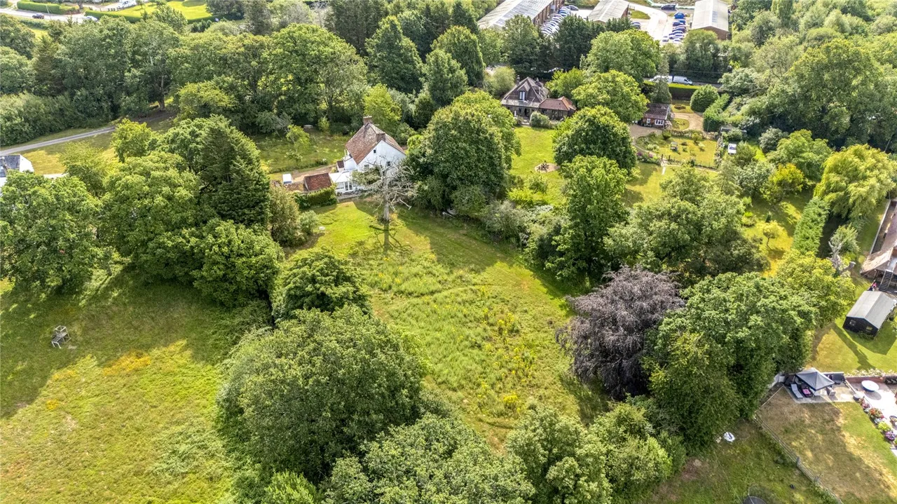 Stane Street, Codmore Hill, RH20, photo 2