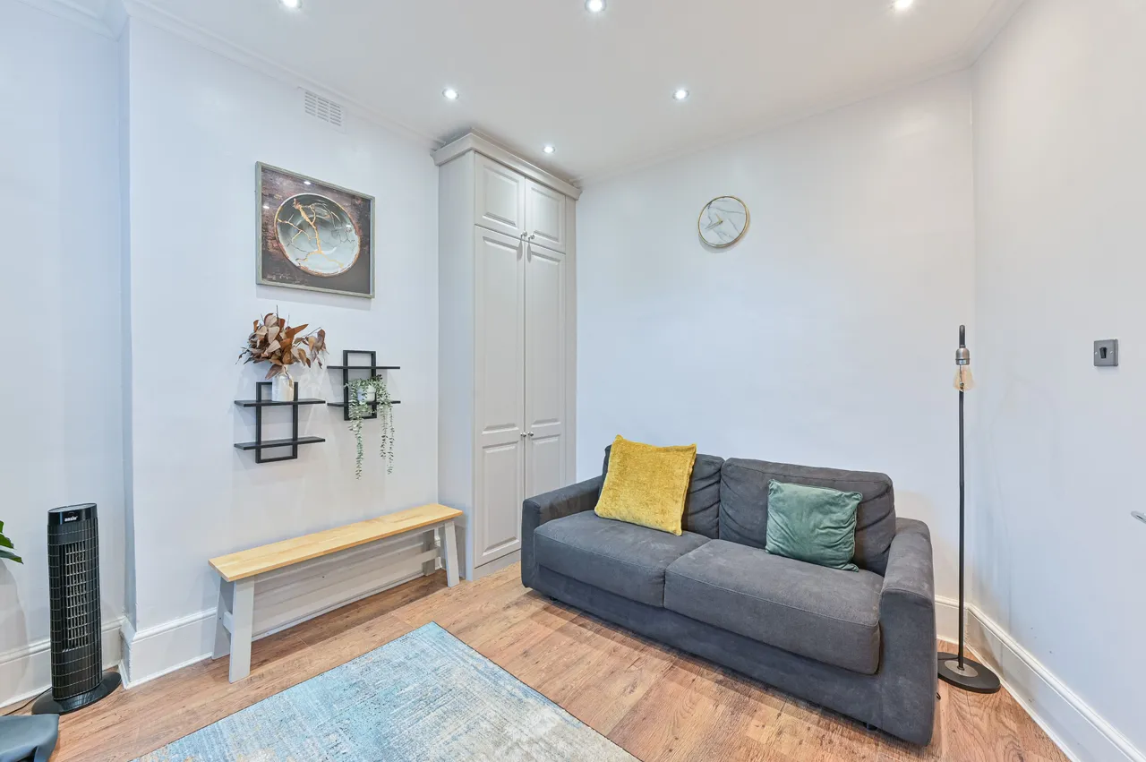 Flat 1, 25 Birchanger Road, London, photo 9
