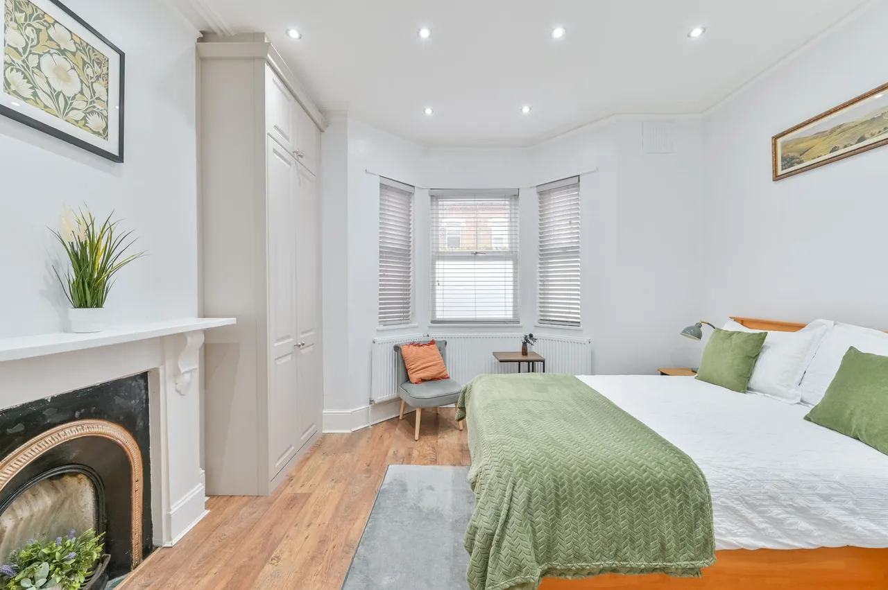 Flat 1, 25 Birchanger Road, London, photo 5