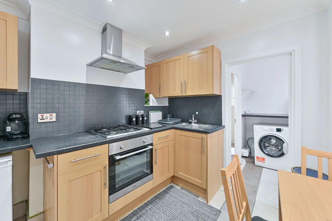 Flat 1, 25 Birchanger Road, London, photo 12