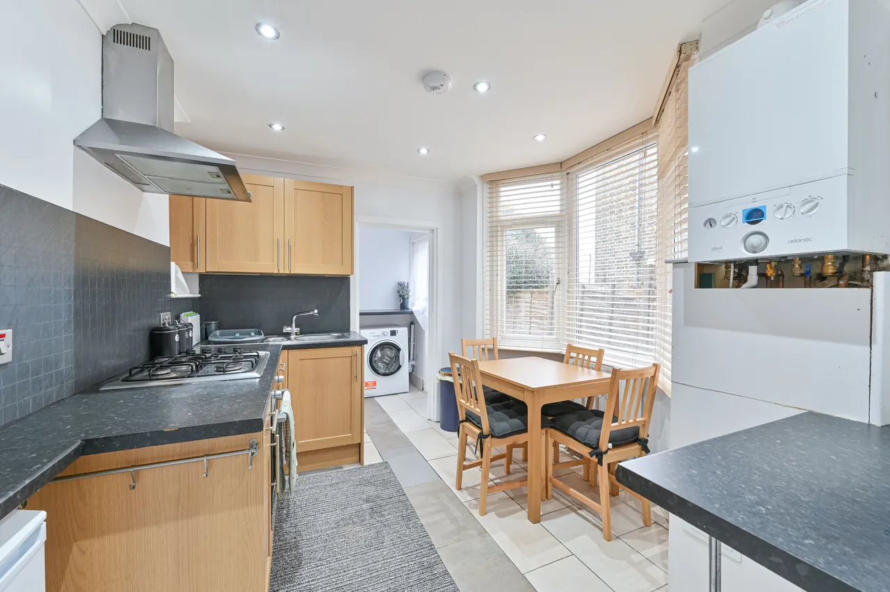Flat 1, 25 Birchanger Road, London, photo 11