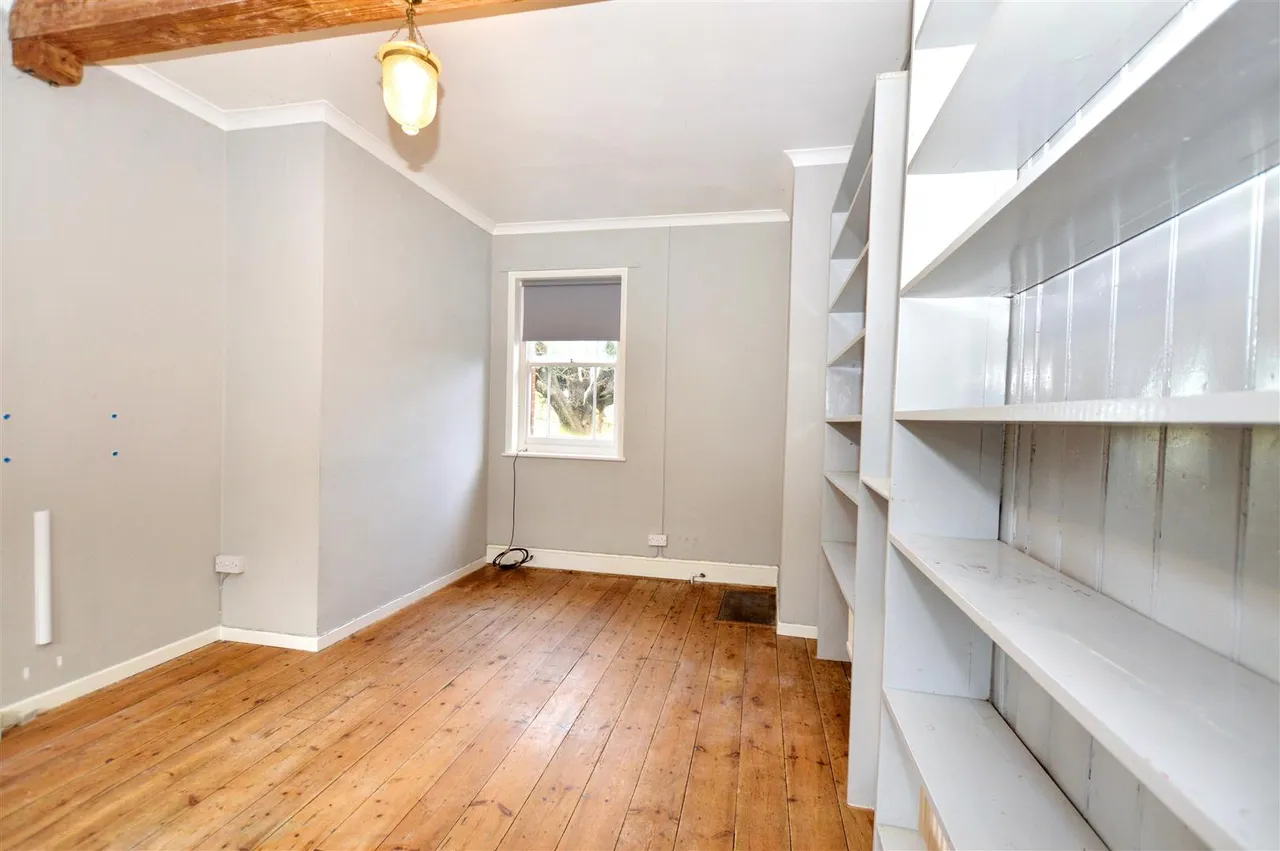 High Street, Overstrand, NR27, photo 9