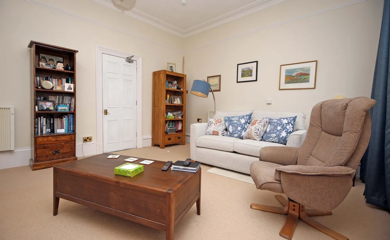 St. Davids Road, Caernarfon, photo 16