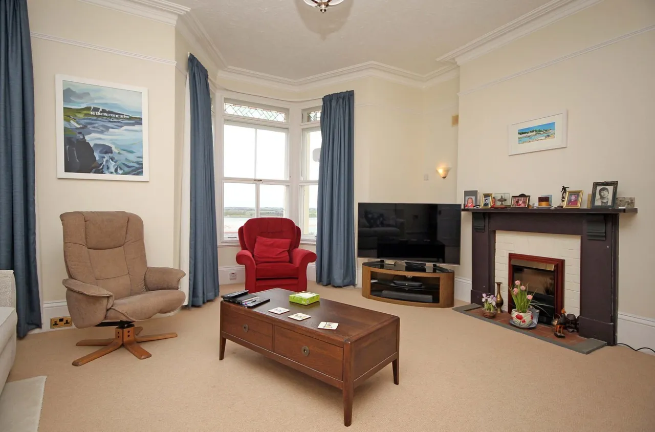 St. Davids Road, Caernarfon, photo 15