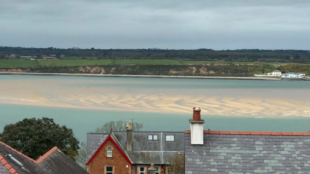 St. Davids Road, Caernarfon, photo 8