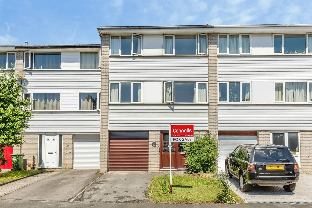 4 bed house for sale — Harford Close, Bristol