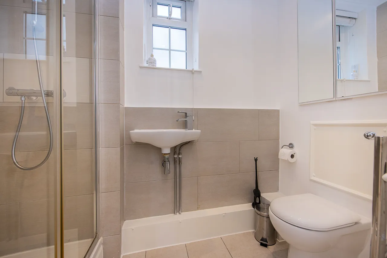 Putney Hill, London, SW15, photo 12