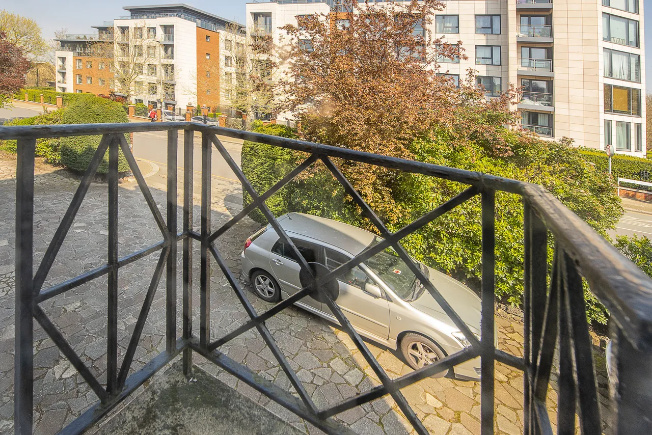 Putney Hill, London, SW15, photo 10