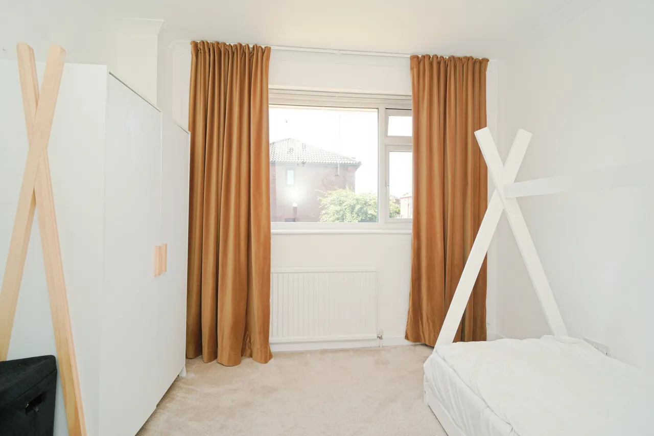 Boothroyden Road, Manchester, photo 9