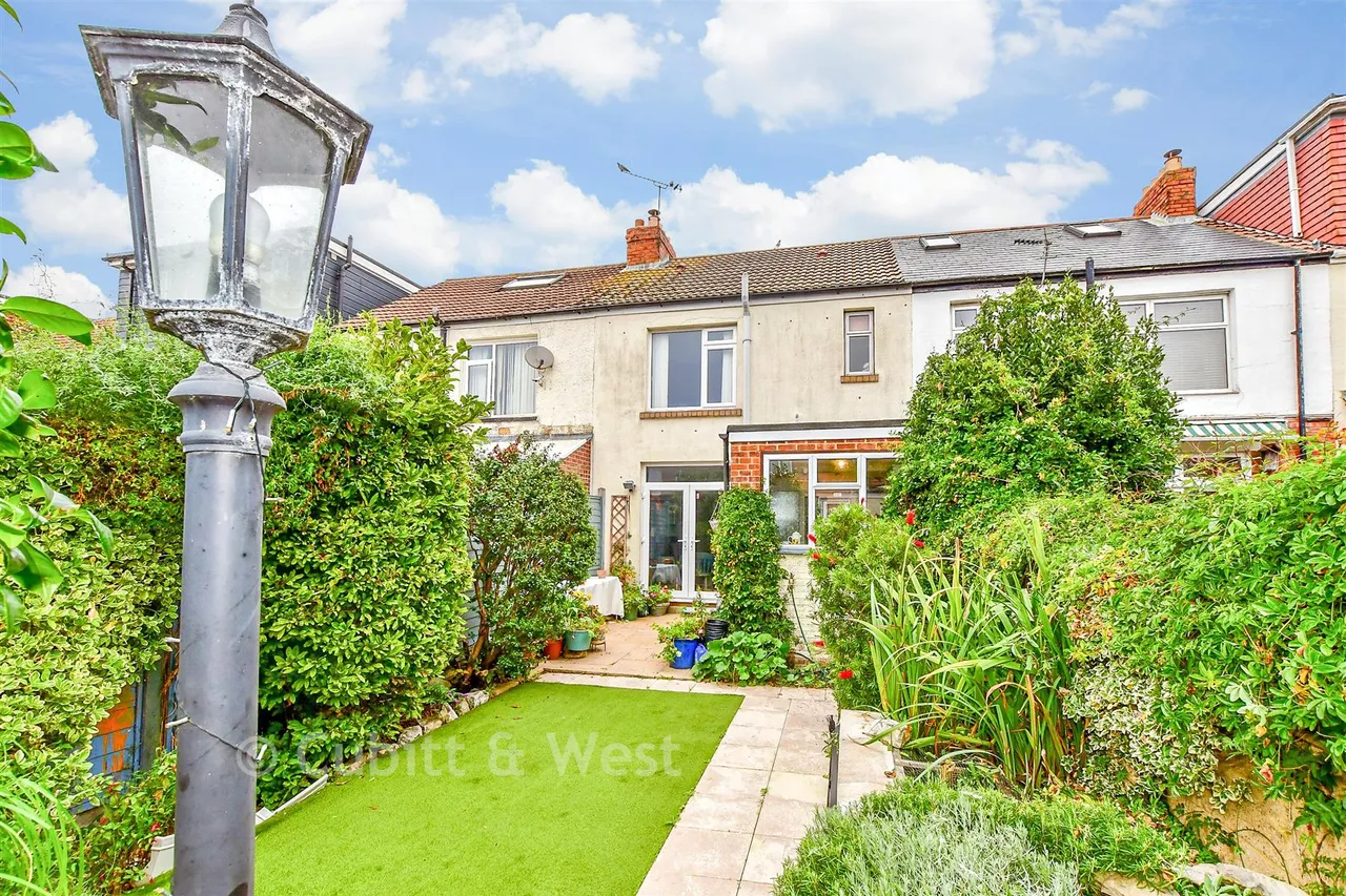Lovett Road, Portsmouth, PO3, photo 6