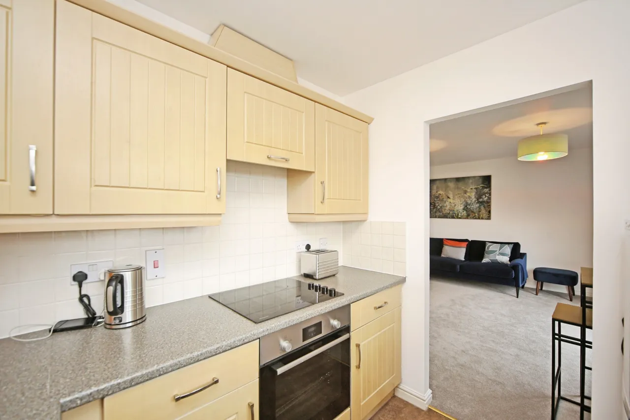 Design Close, Bromsgrove, B60, photo 13