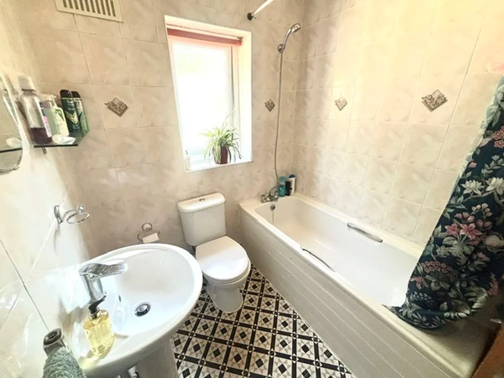 Beeches Road, Great Barr, B42, photo 12