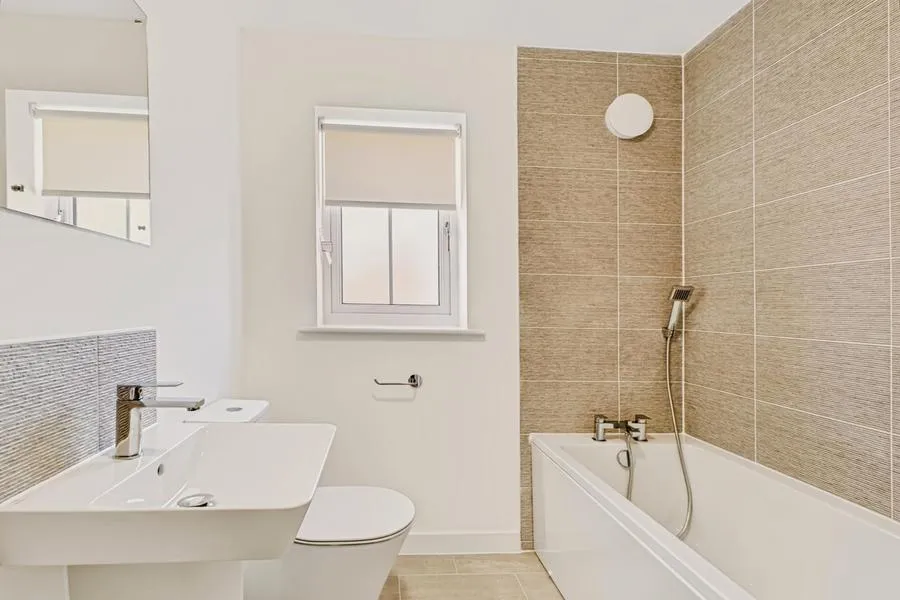 Wheatsheaf Close, Wellingborough, NN8, photo 19
