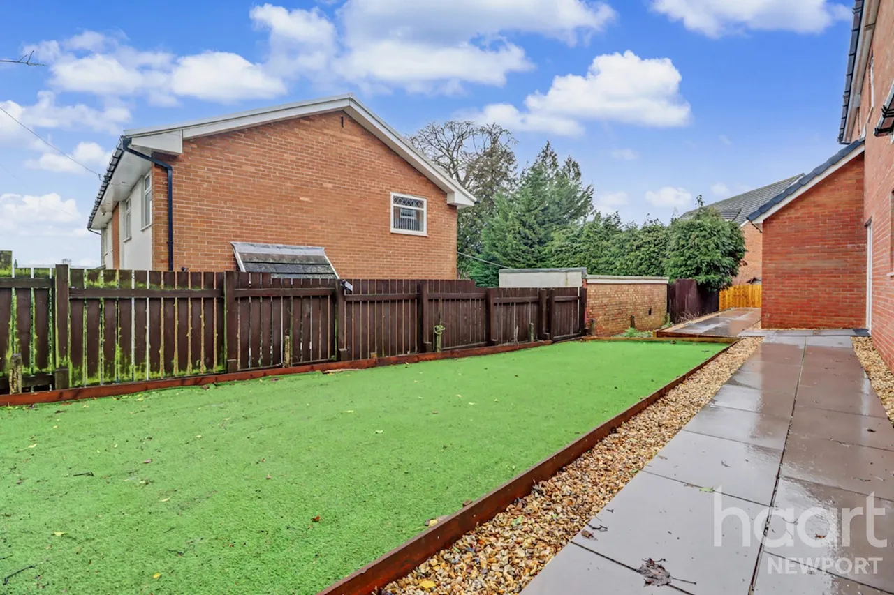 Westfield Gardens, Newport, NP20, photo 16
