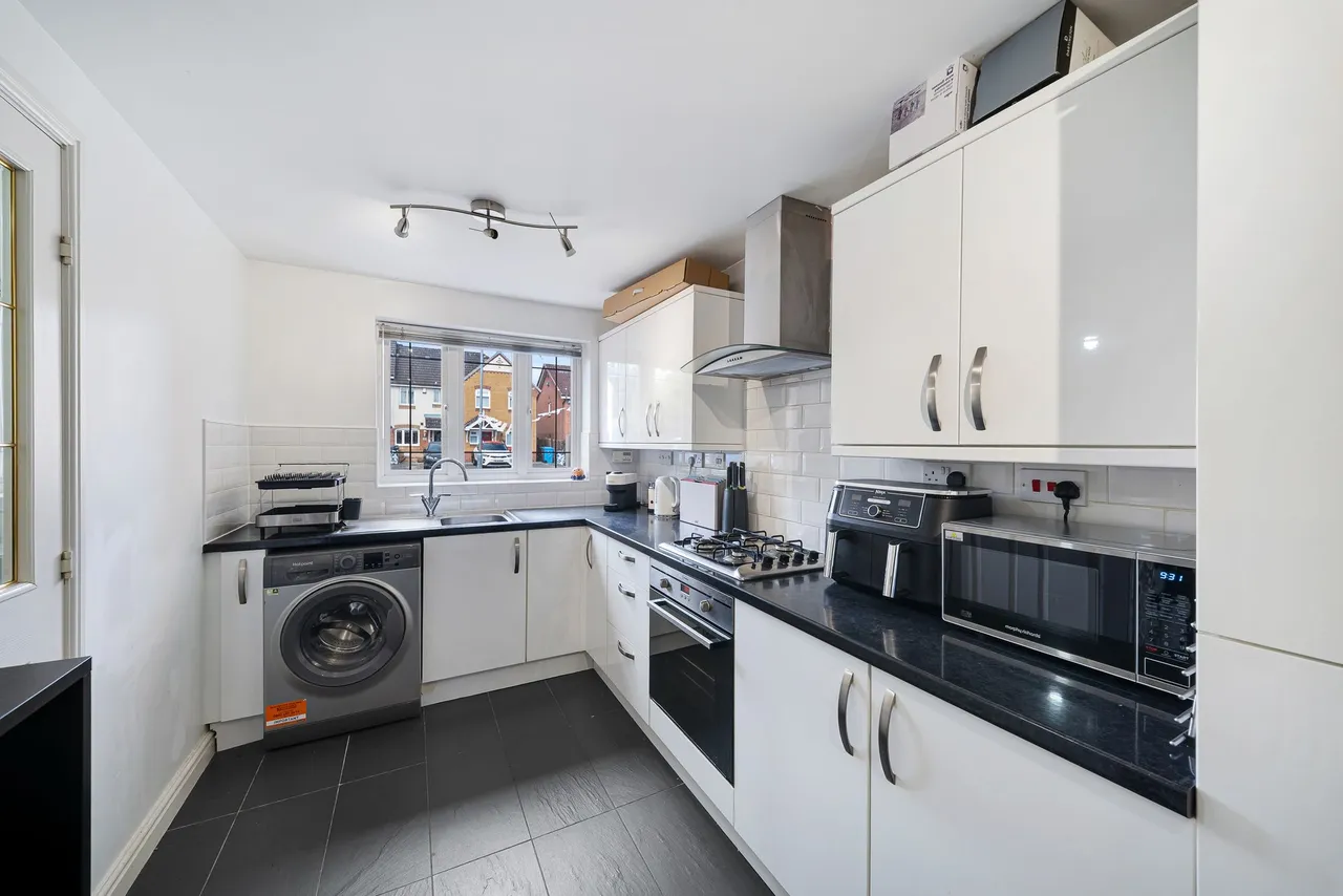 Kingsbury Road, Widnes, Widnes, WA8 3BE, photo 5